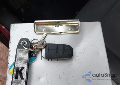 2015 Chrysler 200 Limited из США, поврежденный, VIN 1C3CCCAB9FN716269